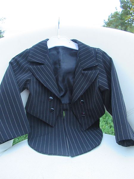 Chlapecký společenský oblek vel. 86 - Anglie