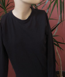 Chlapecké černé tričko dlouhý rukáv vel. 140 - Primark