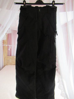 Unisex černé lyžařské kalhoty vel. 152 - Anglie