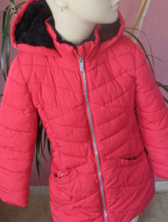 Dívčí červený zimní kabátek vel. 128 - George