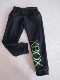 Unisex černé tepláky vel. 140 - XBOX