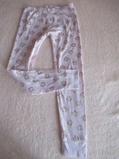 Dívčí pyžamové kalhoty / Domácí tepláky vel. 134 - George