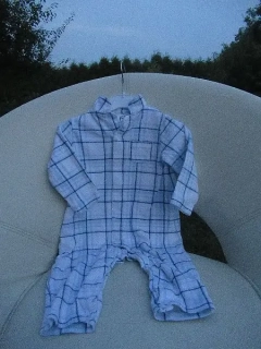 Chlapecký bílomodrý karovaný overal na spaní vel. 74 - F&F