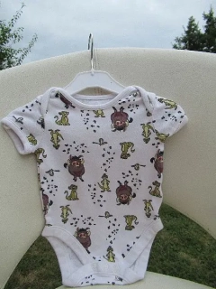 Unisex bílé body, pohádkové postavy vel. 68 - George